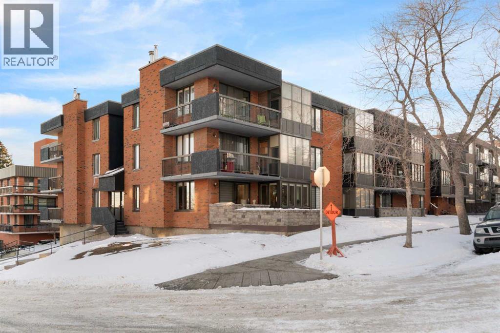 Single Family House for Sale in    Avenue NE Crescent Heights Calgary 