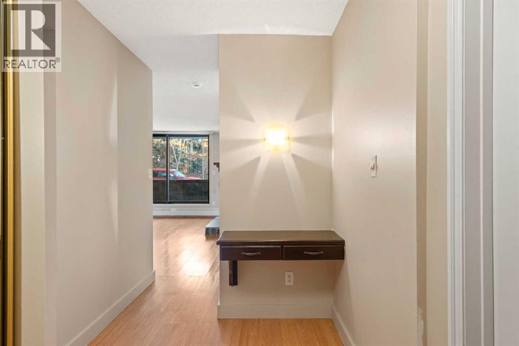 Single Family House for Sale in    Avenue NE Crescent Heights Calgary 