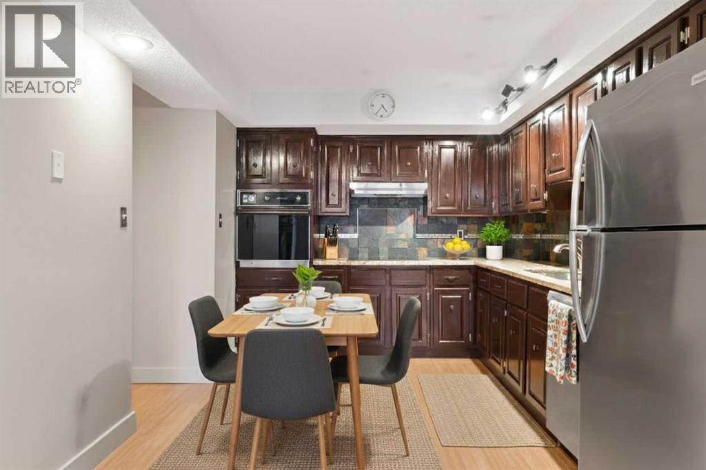 Single Family House for Sale in    Avenue NE Crescent Heights Calgary 