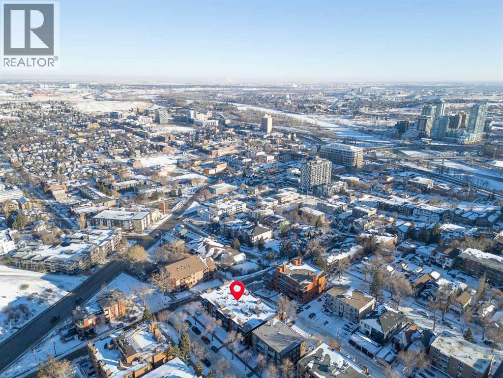 Single Family House for Sale in    Avenue NE Crescent Heights Calgary 