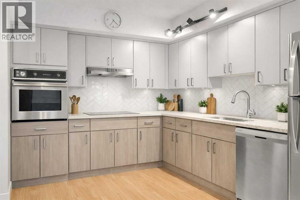 Single Family House for Sale in    Avenue NE Crescent Heights Calgary 