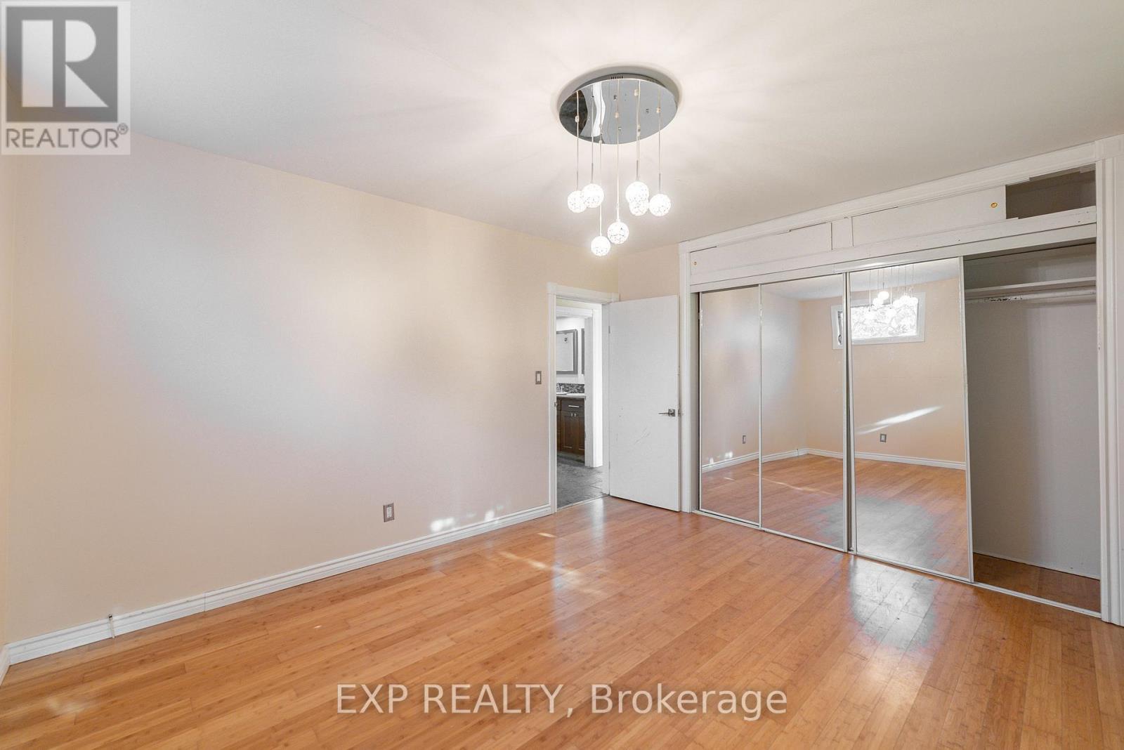 6 ROSEMOUNT DRIVE - 20