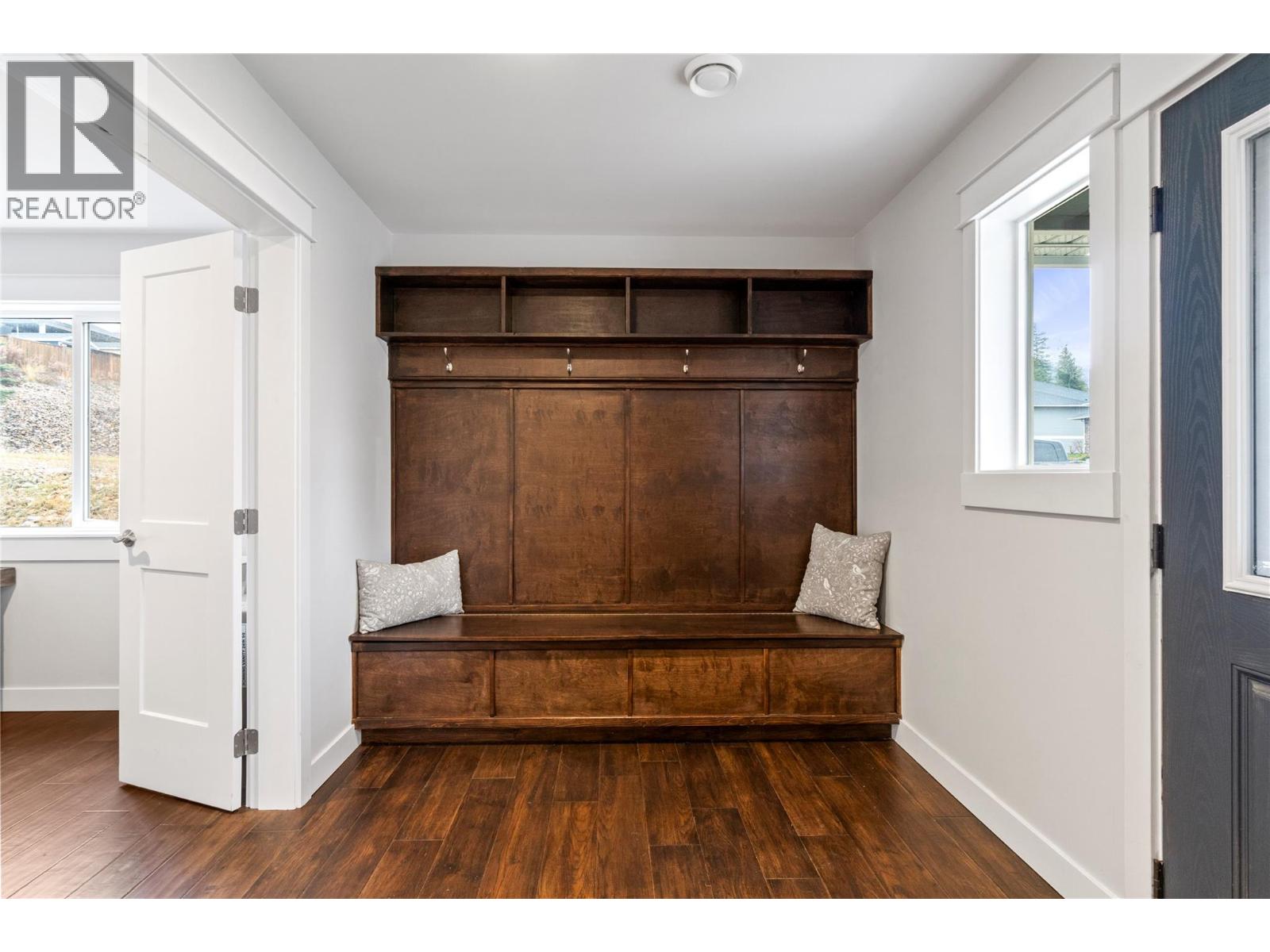 1140 23 Street SE, Salmon Arm