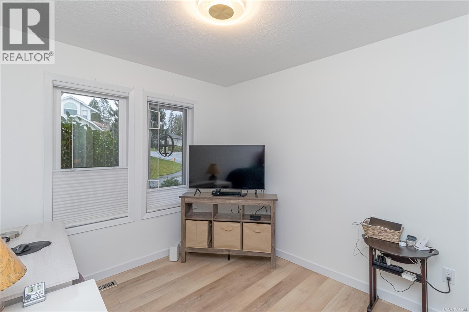 6012 Columbine Rd, Duncan