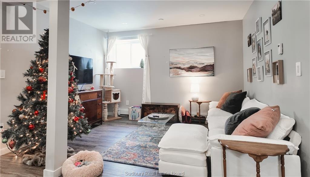 1663 Wendy Street - 3