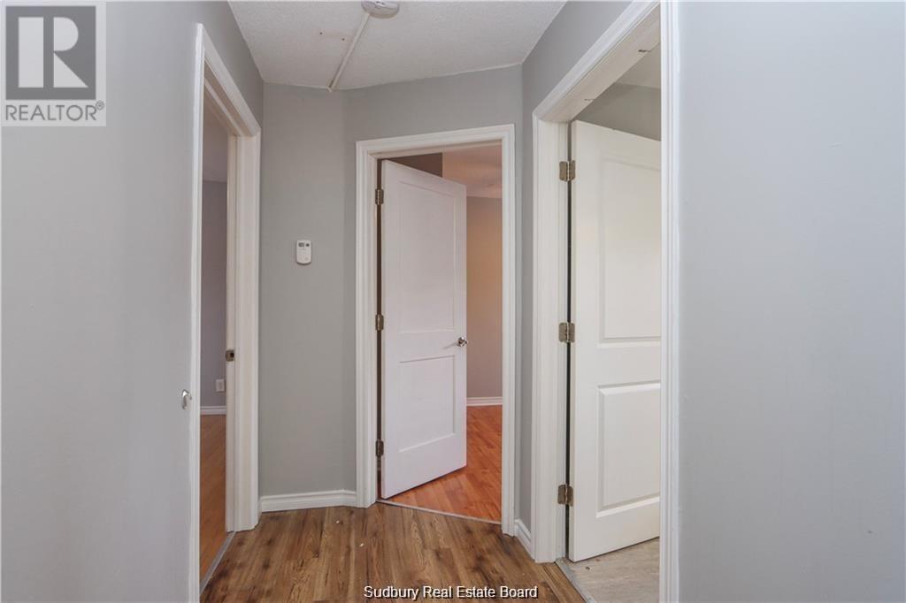 1663 Wendy Street - 25