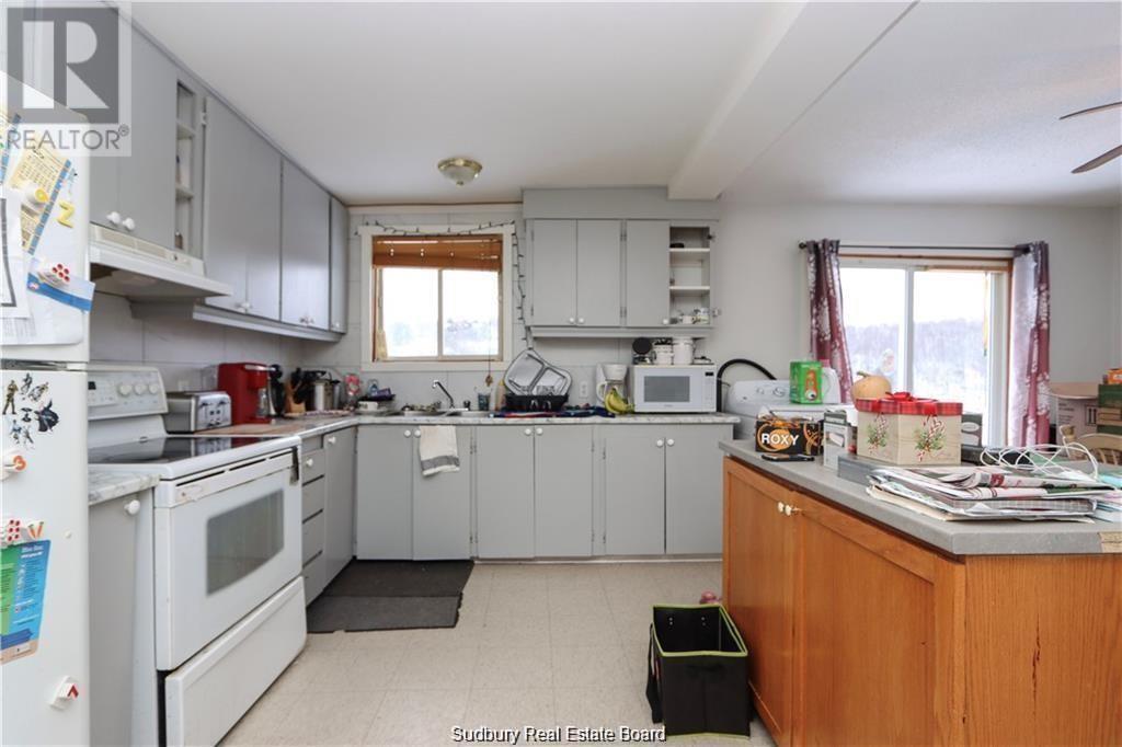 1663 Wendy Street - 38