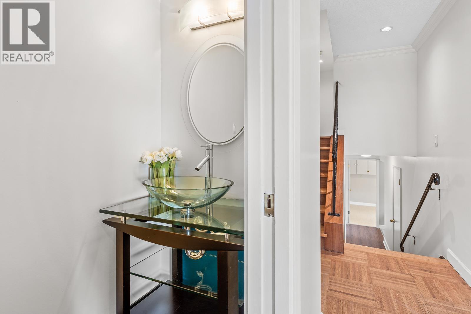 1211 CHARTWELL DRIVE, West Vancouver