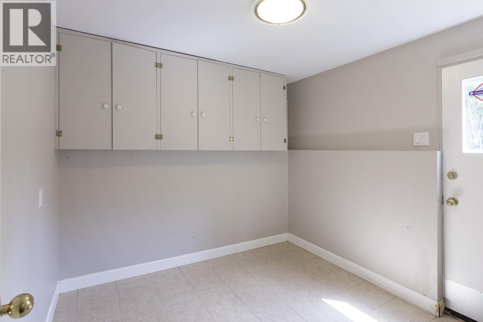 1211 CHARTWELL DRIVE, West Vancouver