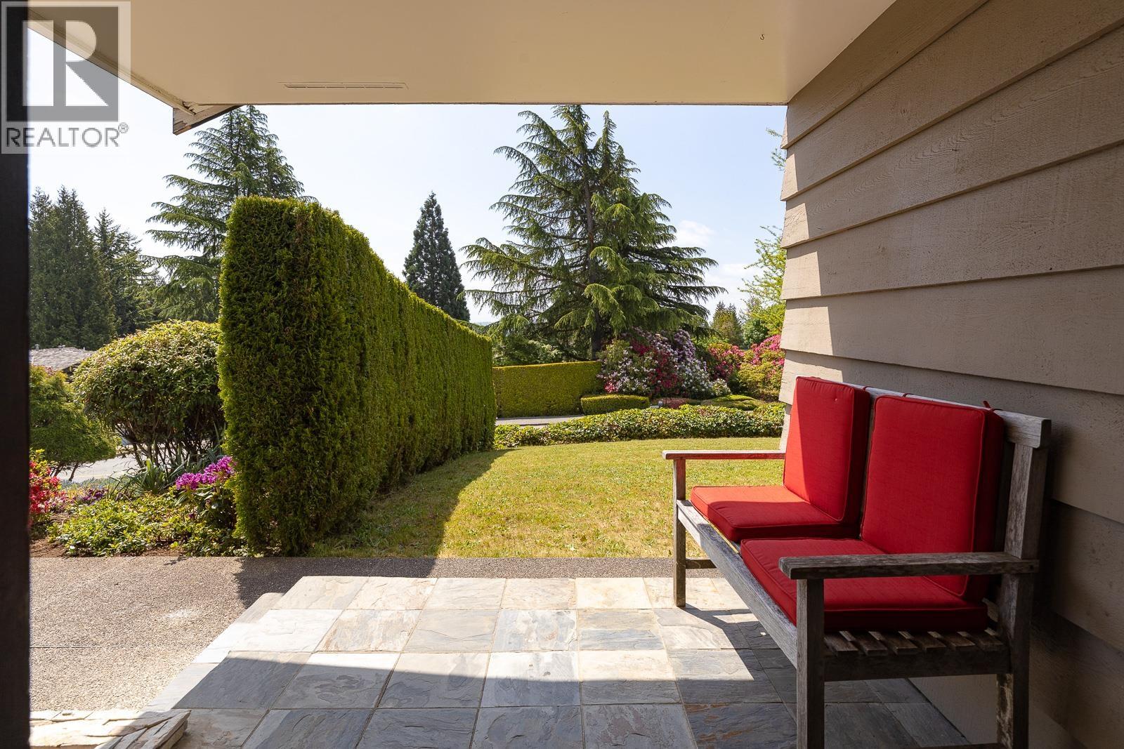 1211 CHARTWELL DRIVE, West Vancouver