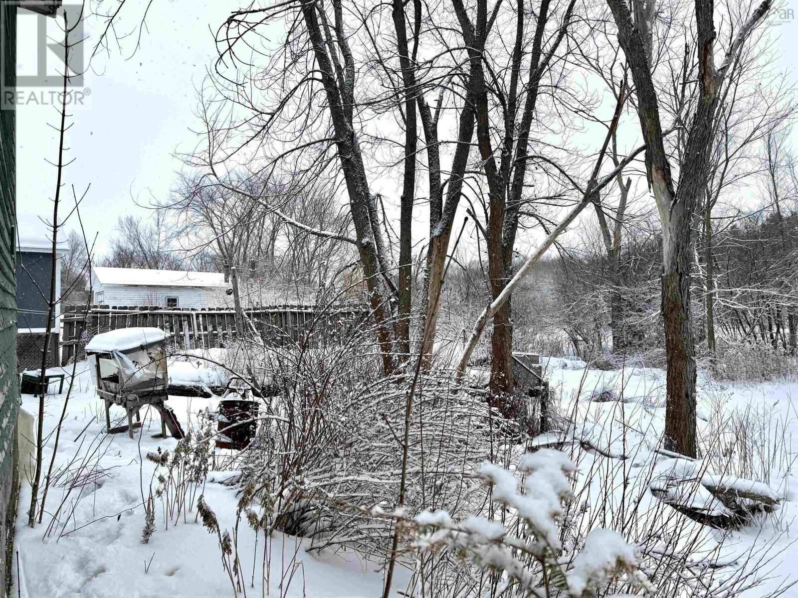 Property 18 of 20 of 2624 Highway 1