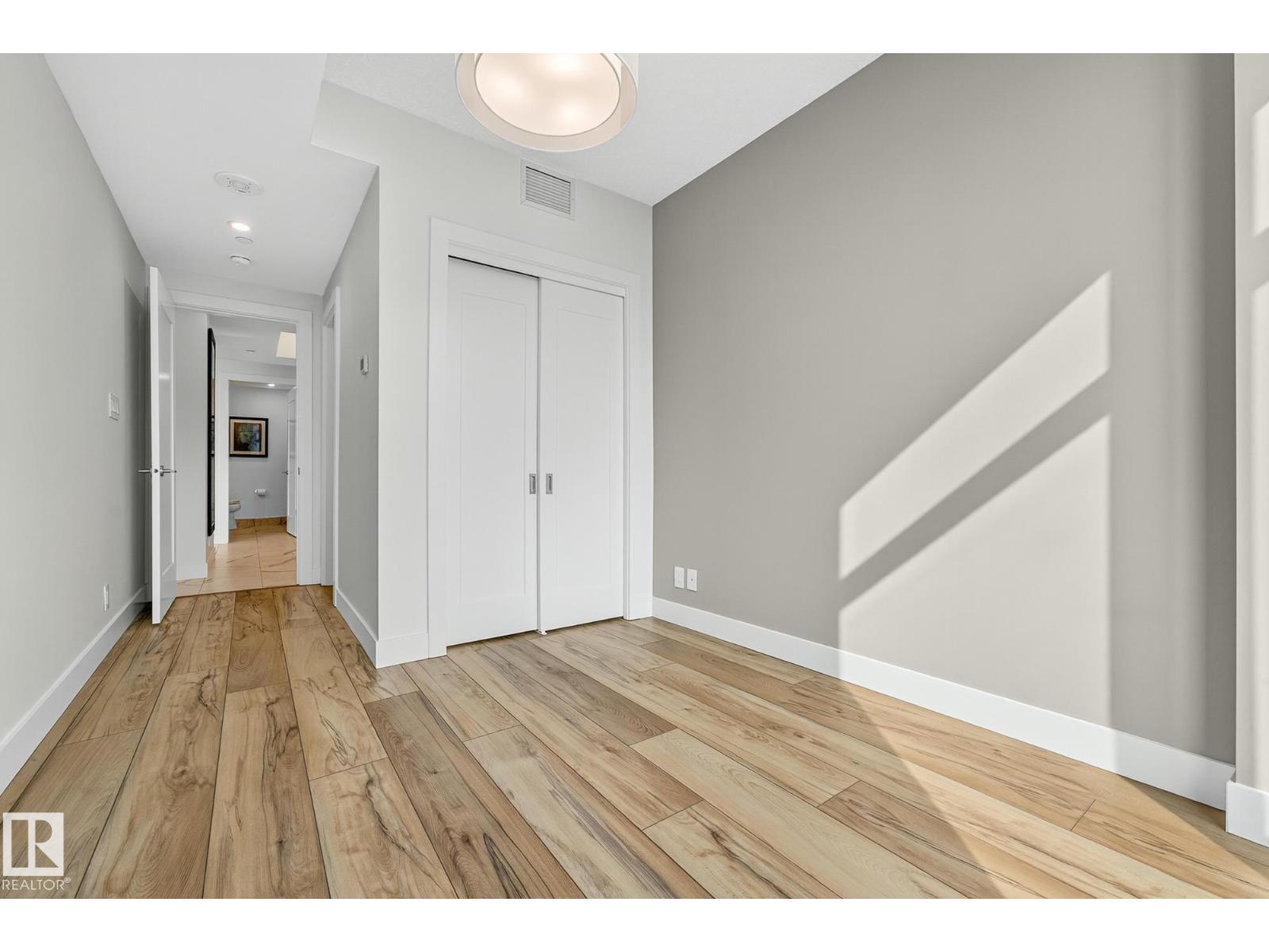 #705 14105 West Block Drive NW, Edmonton