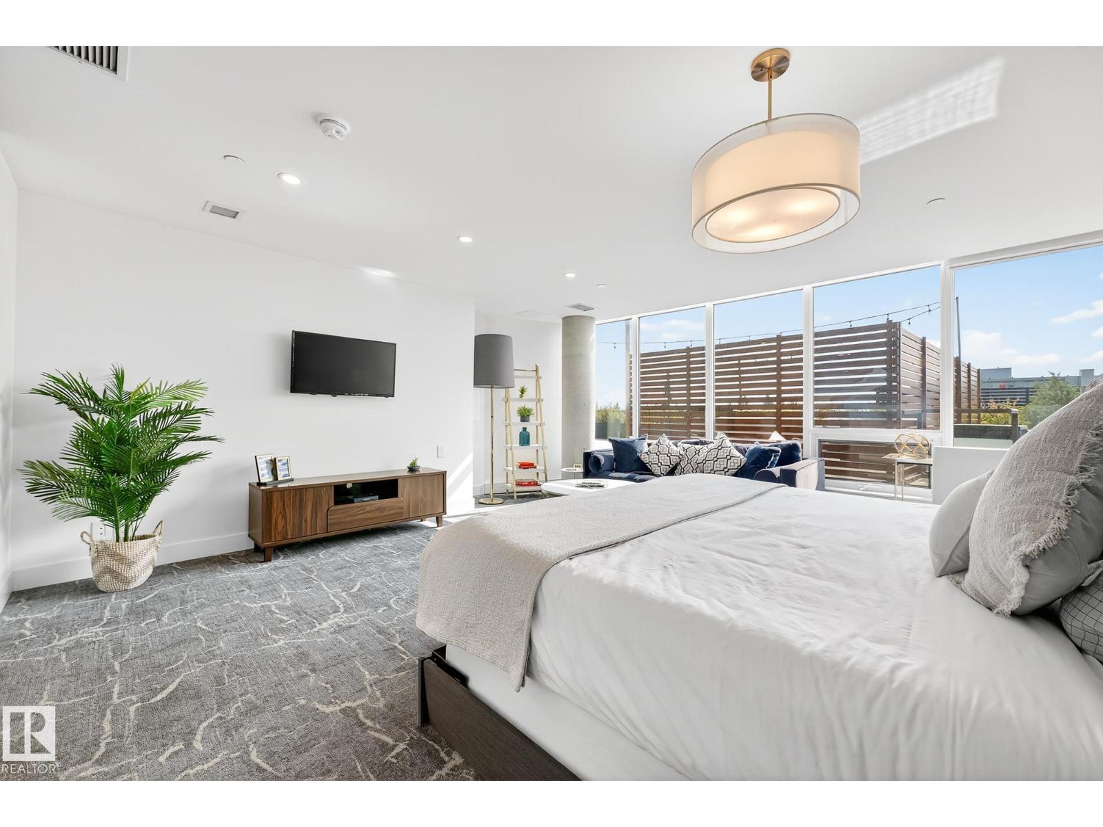 #705 14105 West Block Drive NW, Edmonton