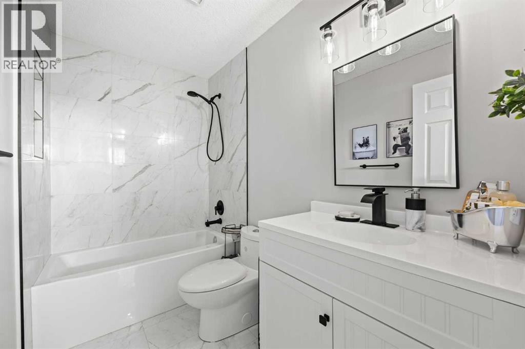 Single Family House for Sale in  Millbank Drive SW Millrise Calgary 