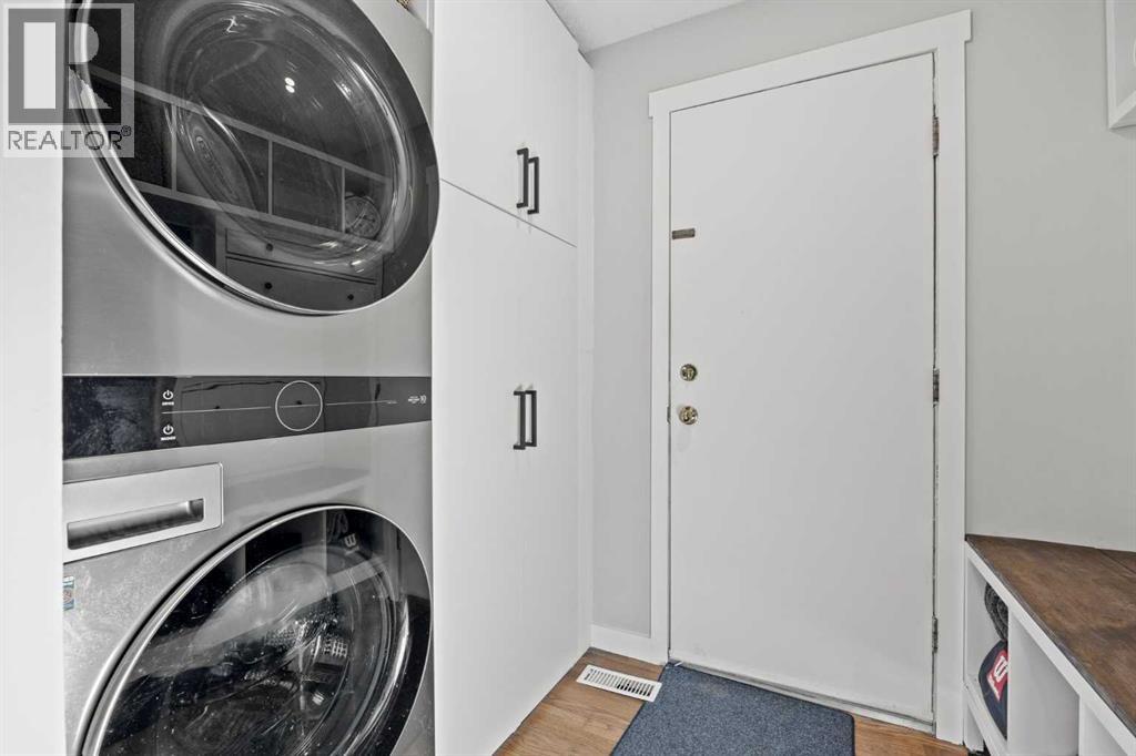 Single Family House for Sale in  Millbank Drive SW Millrise Calgary 