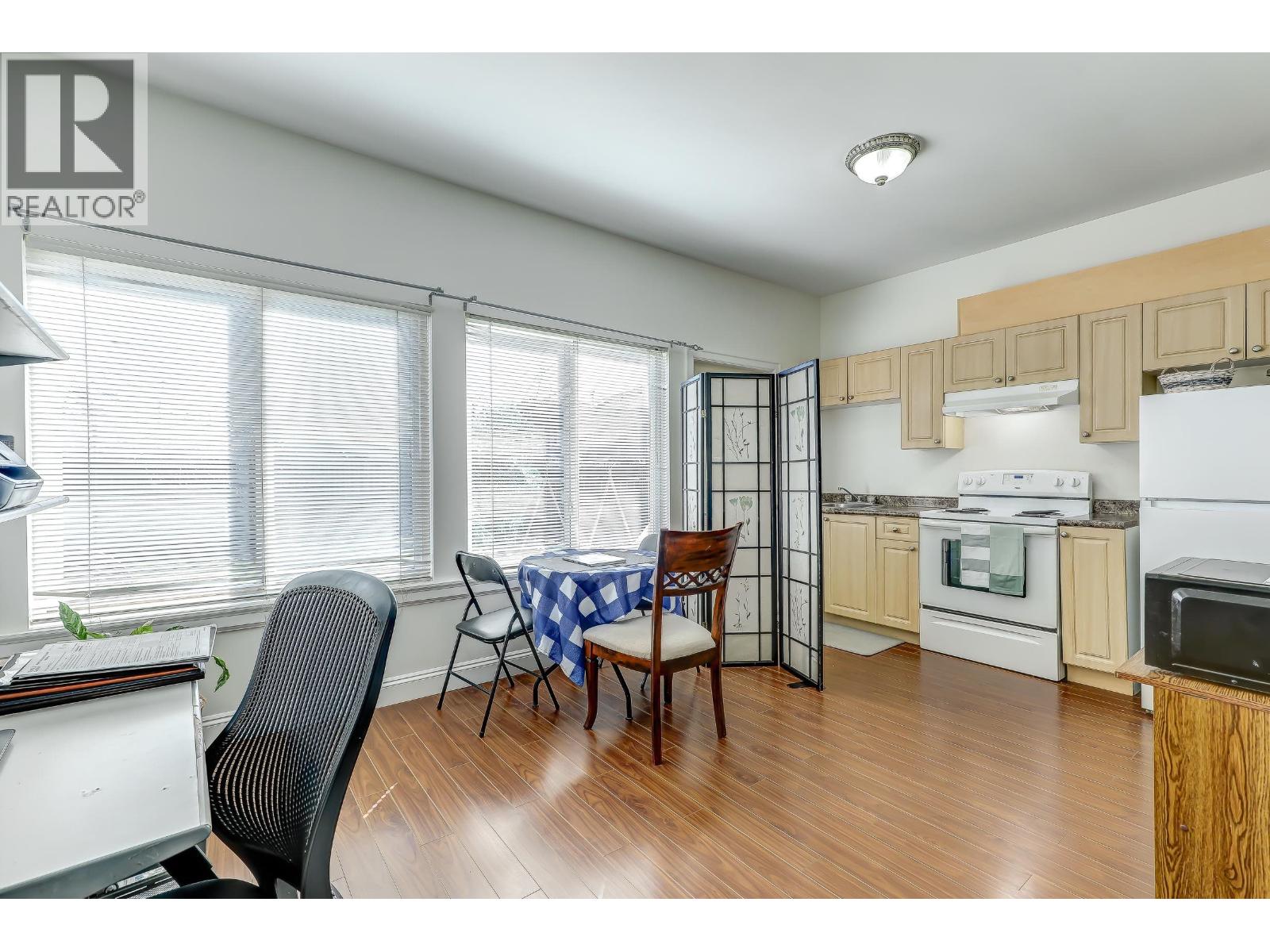 7448 17TH Avenue - photo 2