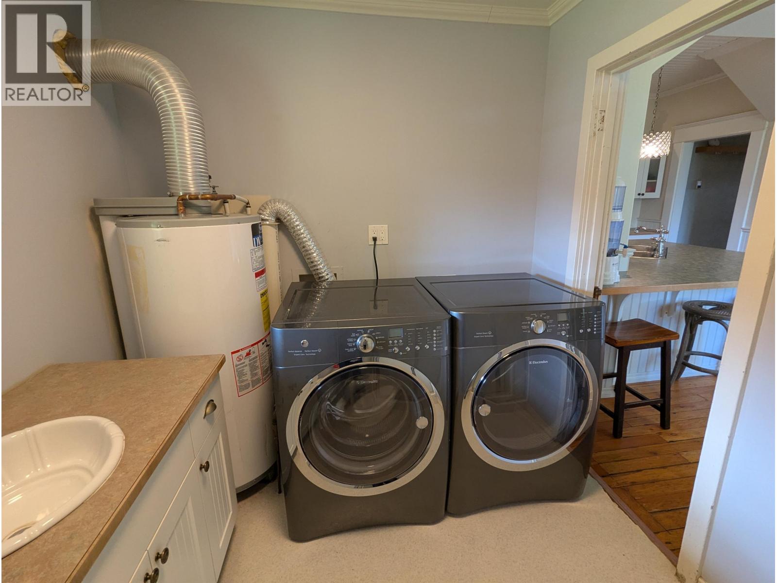 3891 BROADWAY Avenue, Smithers