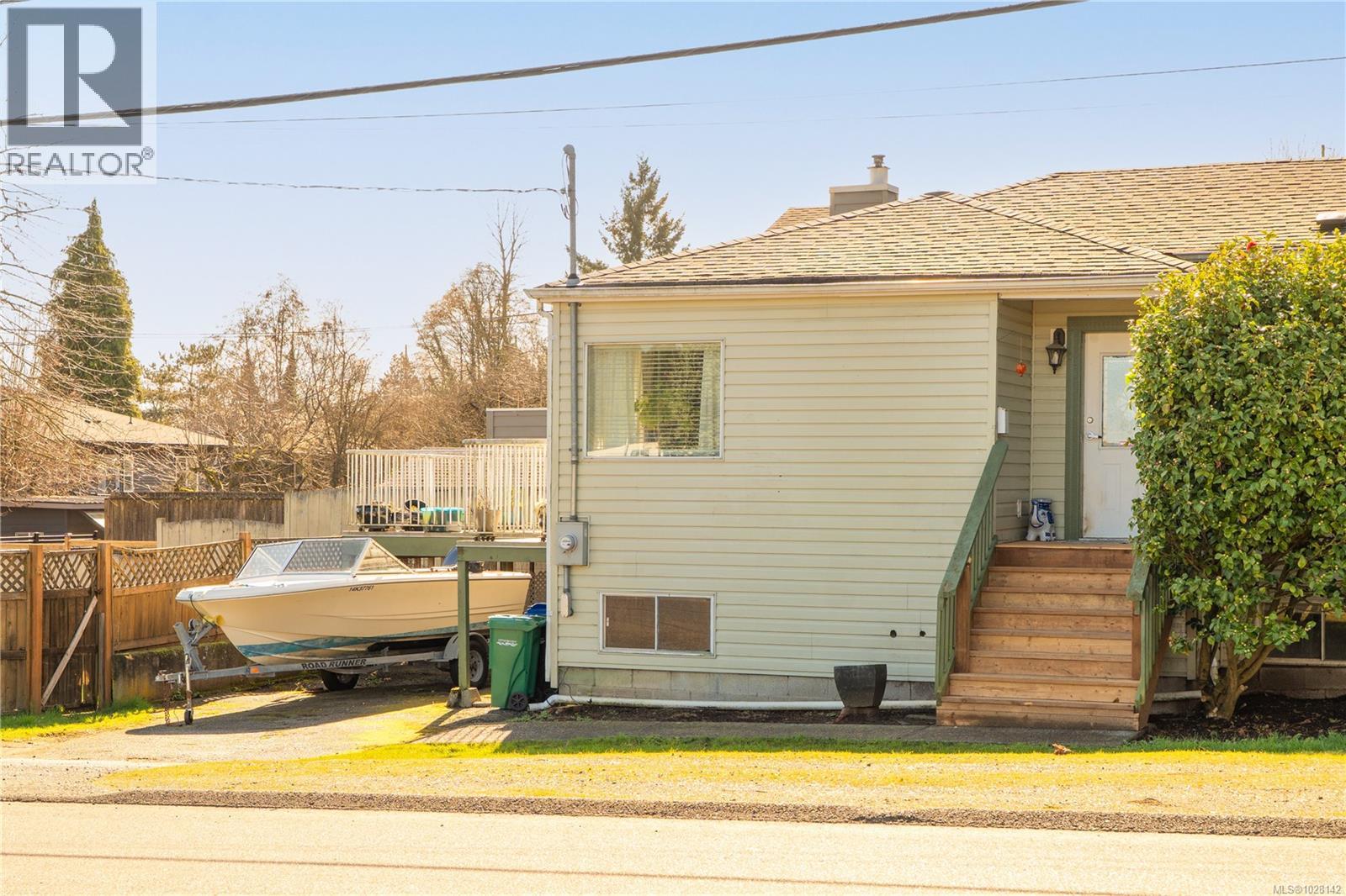 249 LARCH ST - Image 3