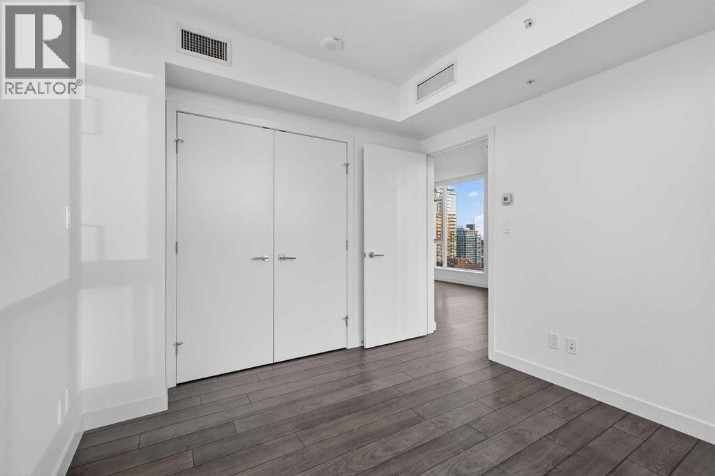 
          310 12 Avenue Southwest
            <br/>
            <span>Calgary</span>
            , 
            <span>AB</span>
             <span>T2R1B5</span>
         - Photo 23