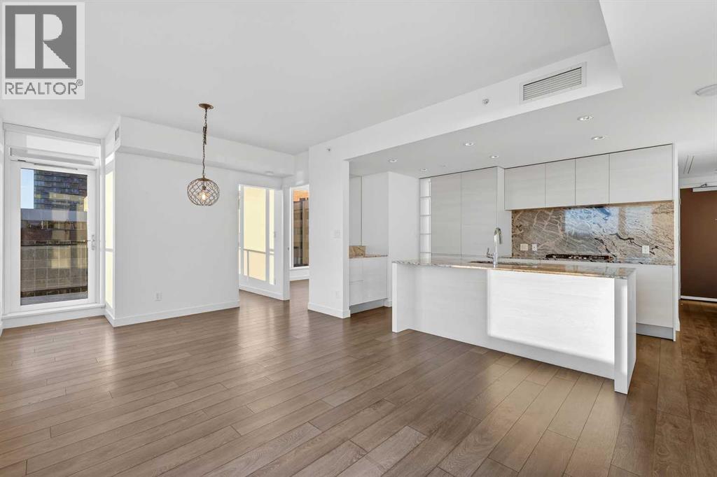 
          310 12 Avenue Southwest
            <br/>
            <span>Calgary</span>
            , 
            <span>AB</span>
             <span>T2R1B5</span>
         - Photo 12