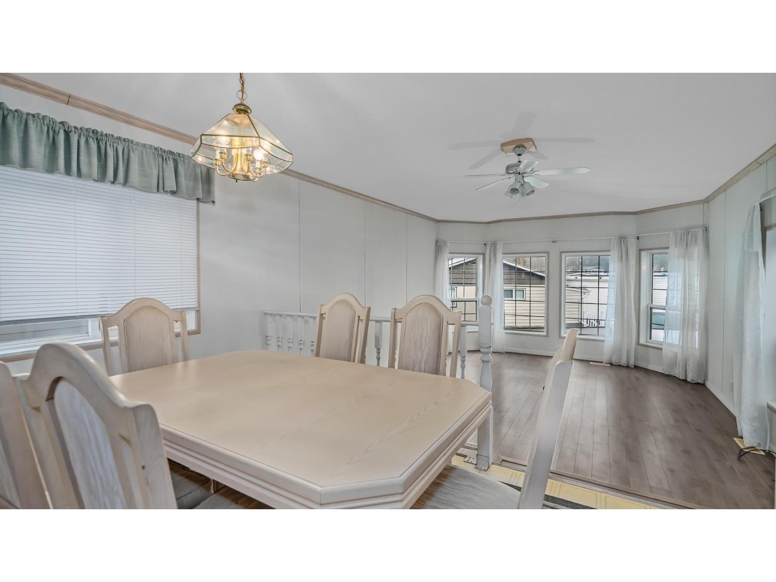 52 3931 198 STREET, Langley