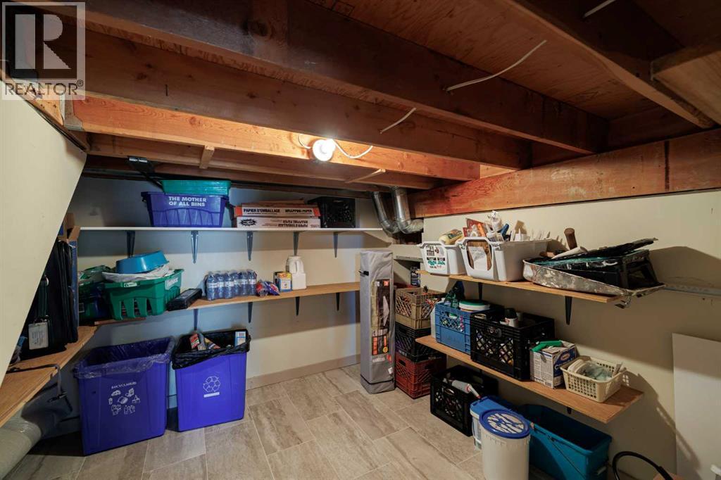 Single Family House Bungalow for Sale in  Macewan Glen Drive NW MacEwan Glen Calgary 