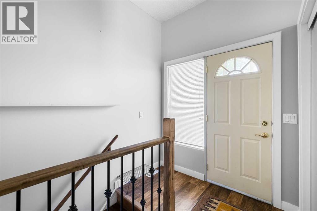 Single Family House Bungalow for Sale in  Macewan Glen Drive NW MacEwan Glen Calgary 