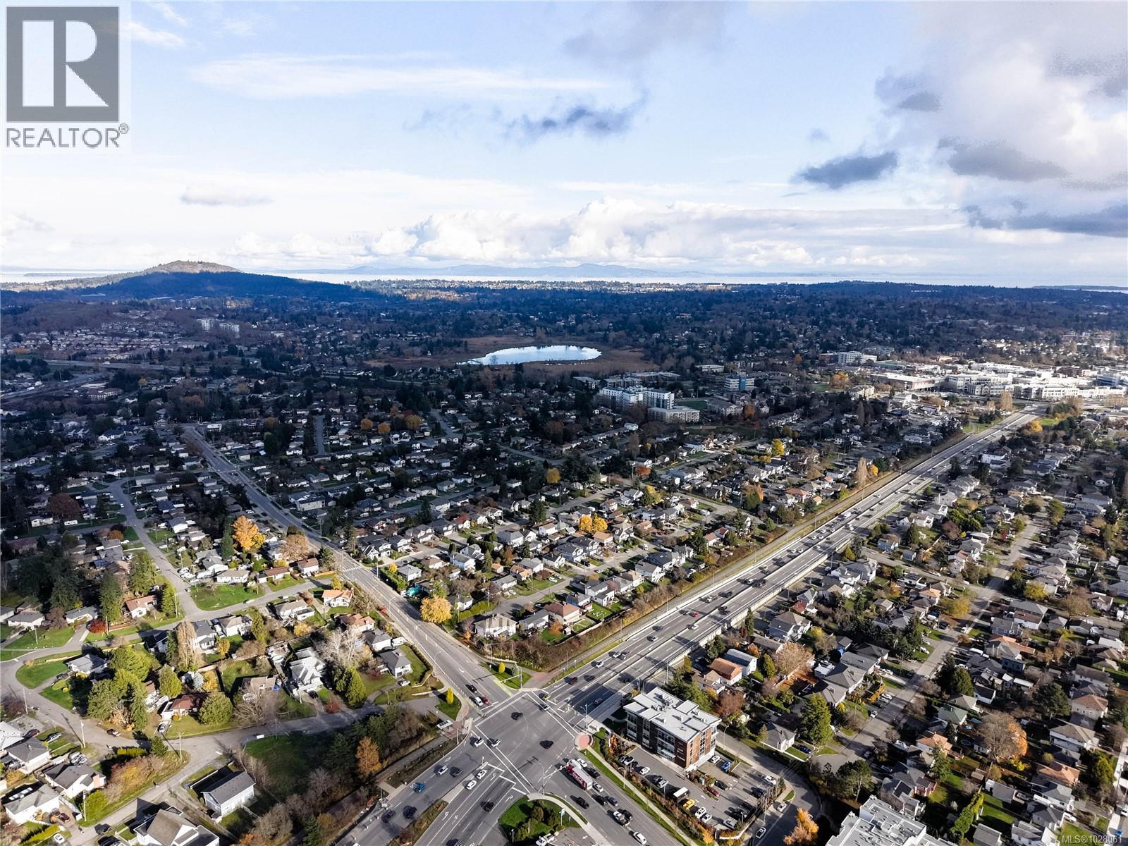 352 BURNSIDE RD W - 20