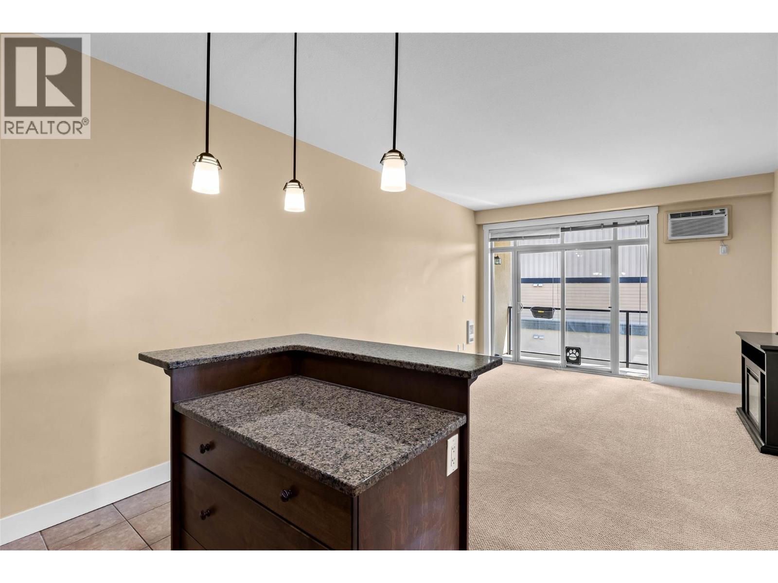 #408 775 MCGILL ROAD - 7