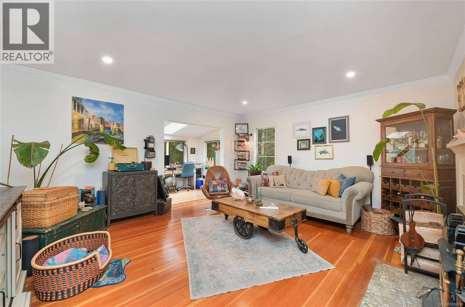  370 Campbell Bay Road, Mayne Island