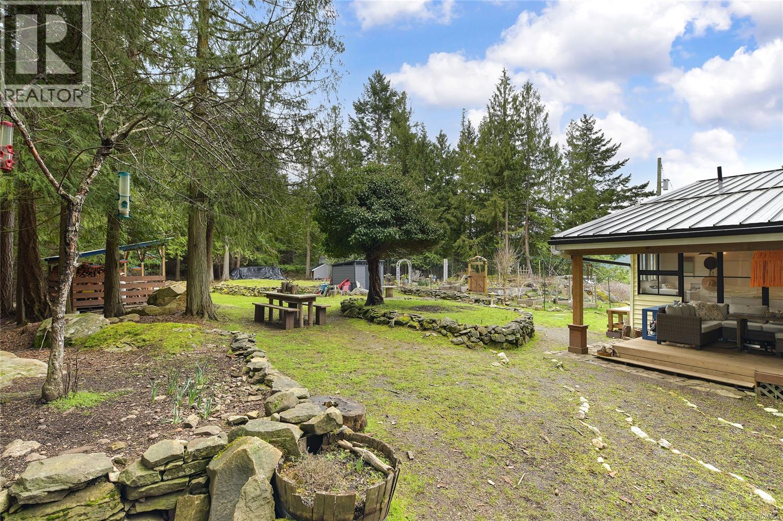  370 Campbell Bay Road, Mayne Island