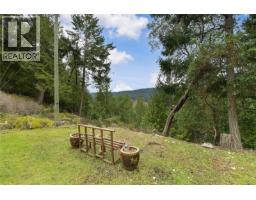 370 Campbell Bay Rd, Mayne Island, BC V0N2J1 Photo 9