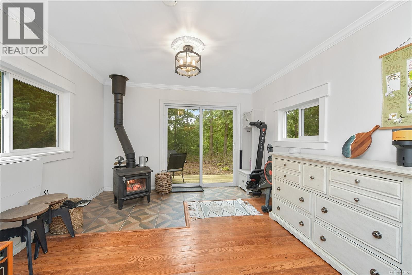  370 Campbell Bay Road, Mayne Island