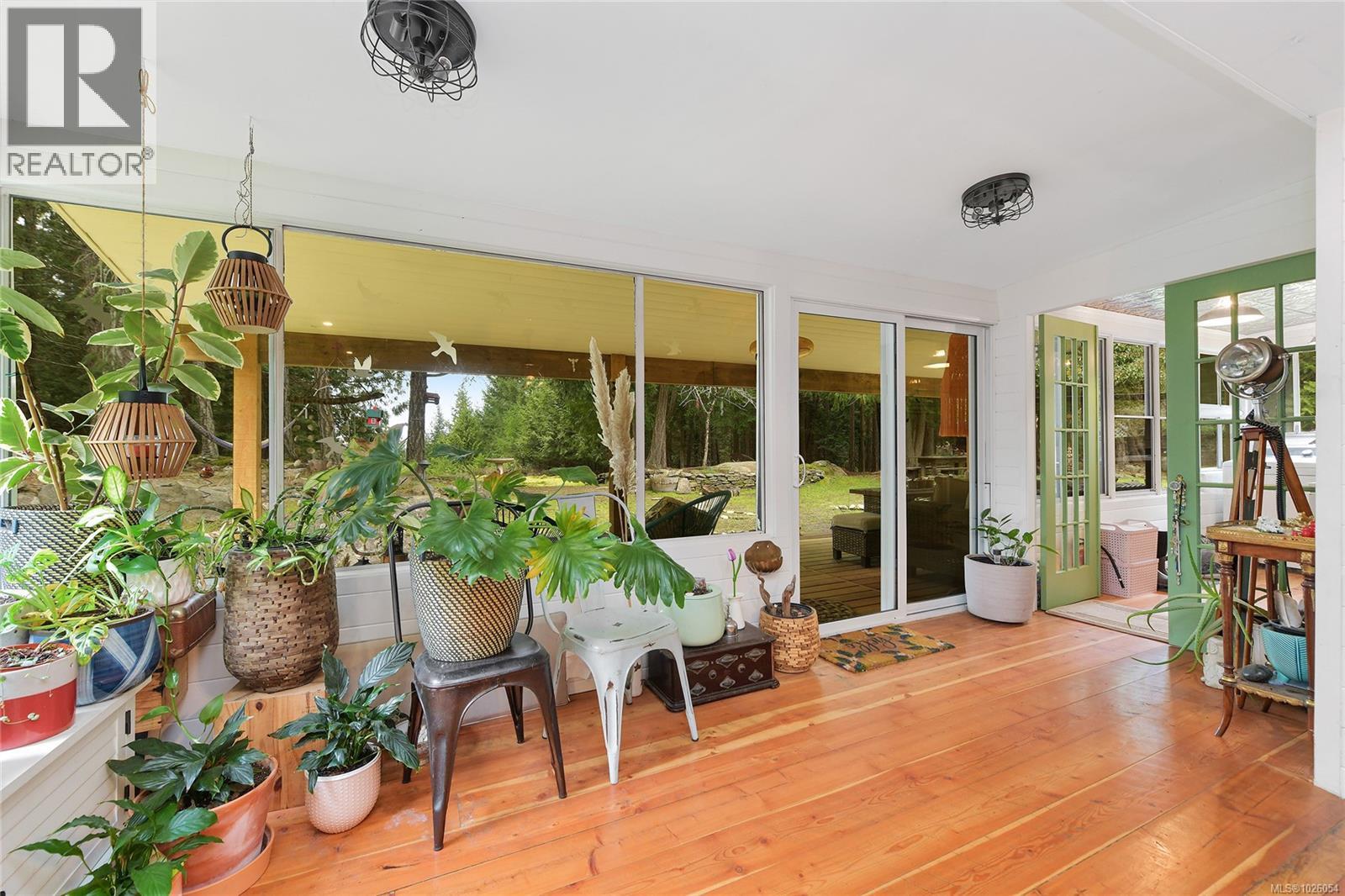  370 Campbell Bay Road, Mayne Island