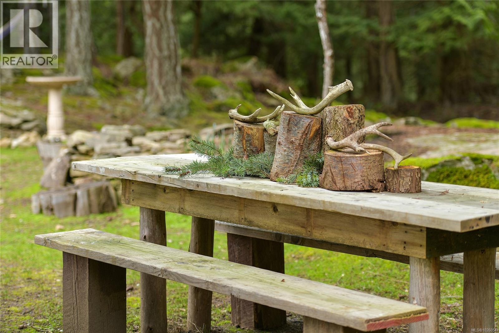  370 Campbell Bay Road, Mayne Island