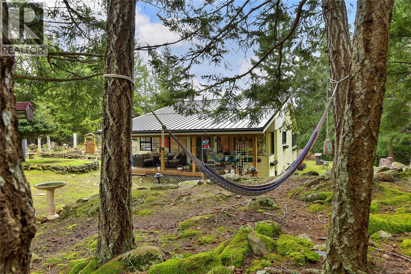  370 Campbell Bay Road, Mayne Island