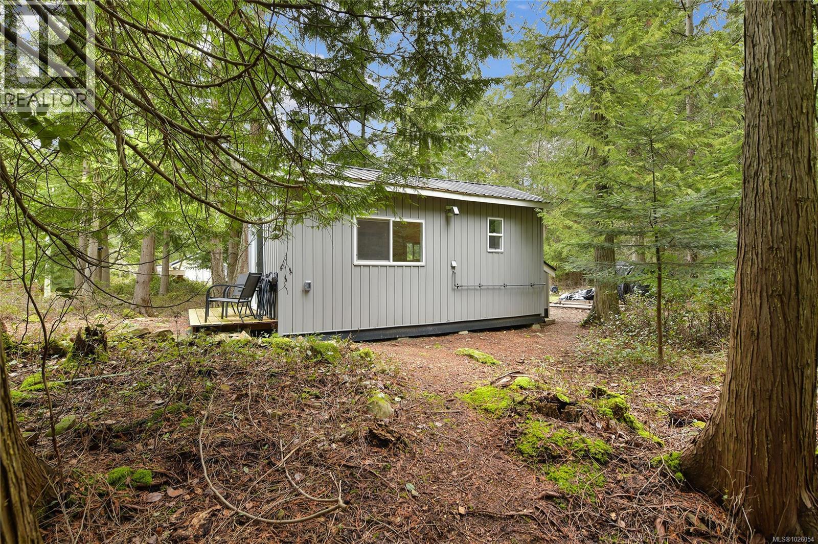  370 Campbell Bay Road, Mayne Island