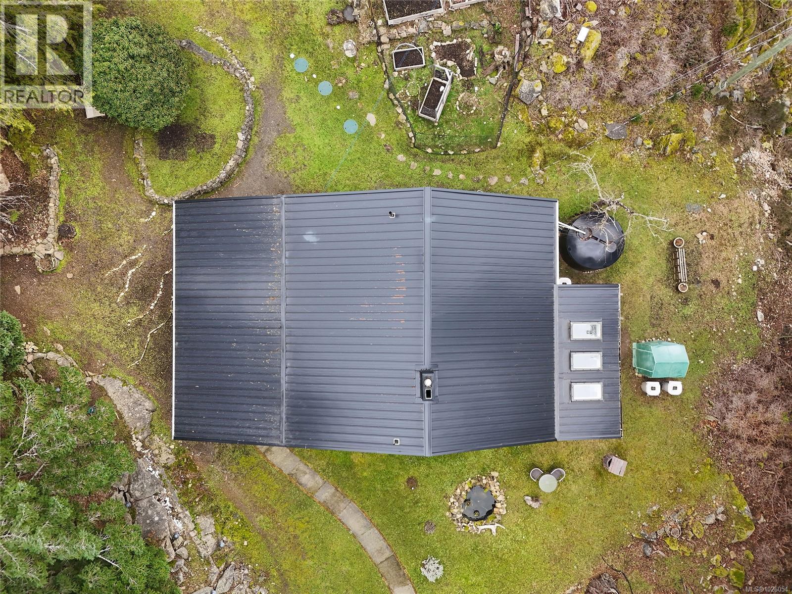  370 Campbell Bay Road, Mayne Island