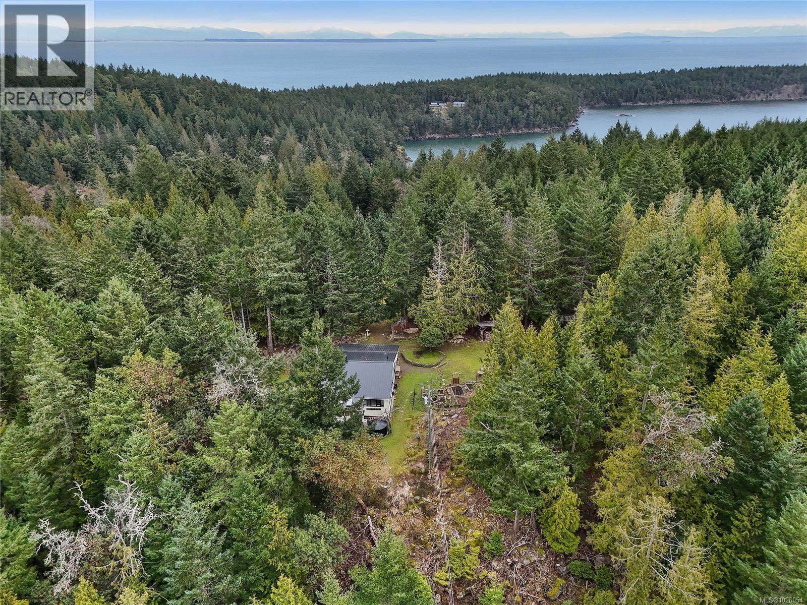 370 Campbell Bay Road, Mayne Island