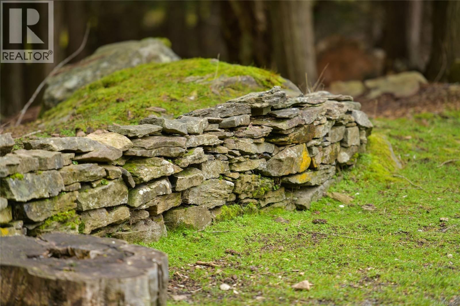  370 Campbell Bay Road, Mayne Island