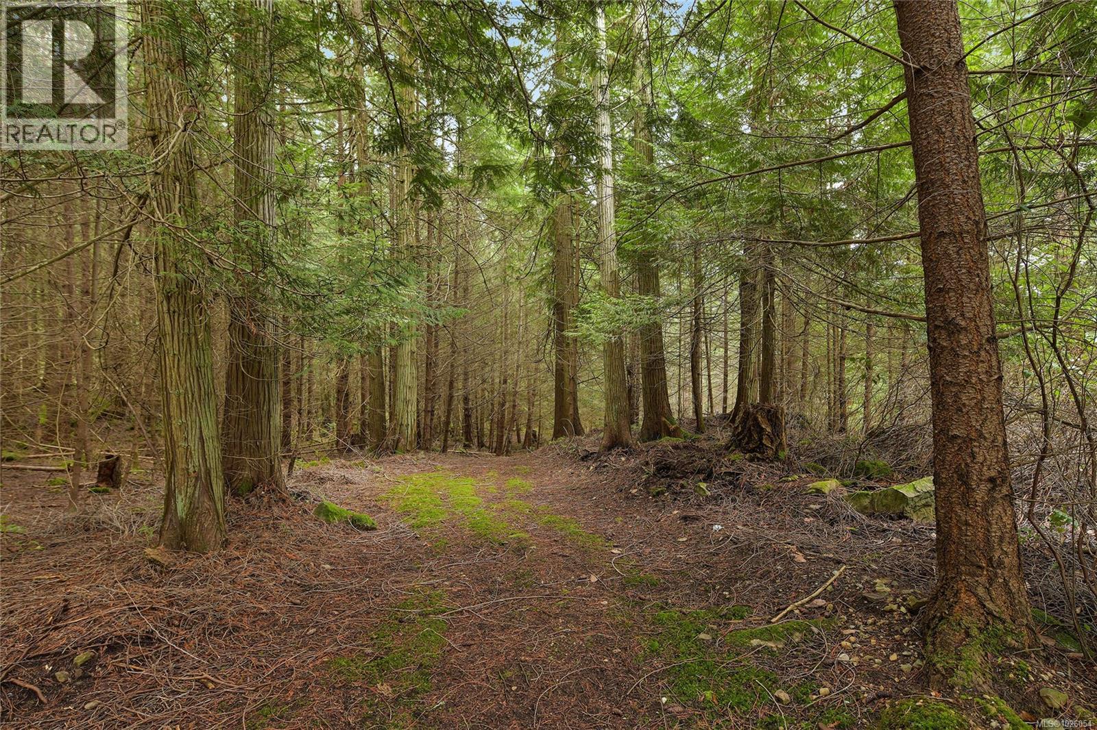  370 Campbell Bay Road, Mayne Island