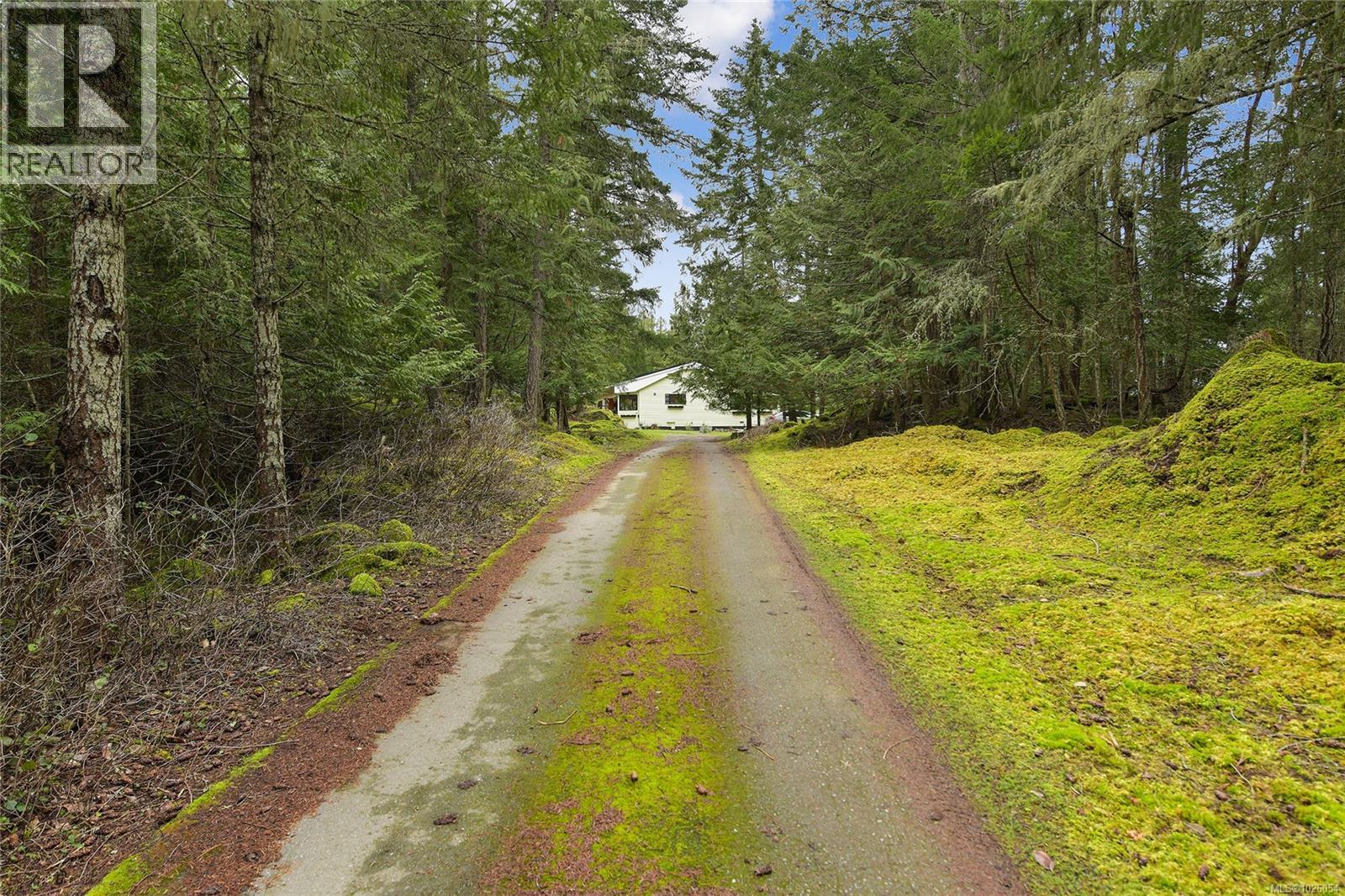  370 Campbell Bay Road, Mayne Island