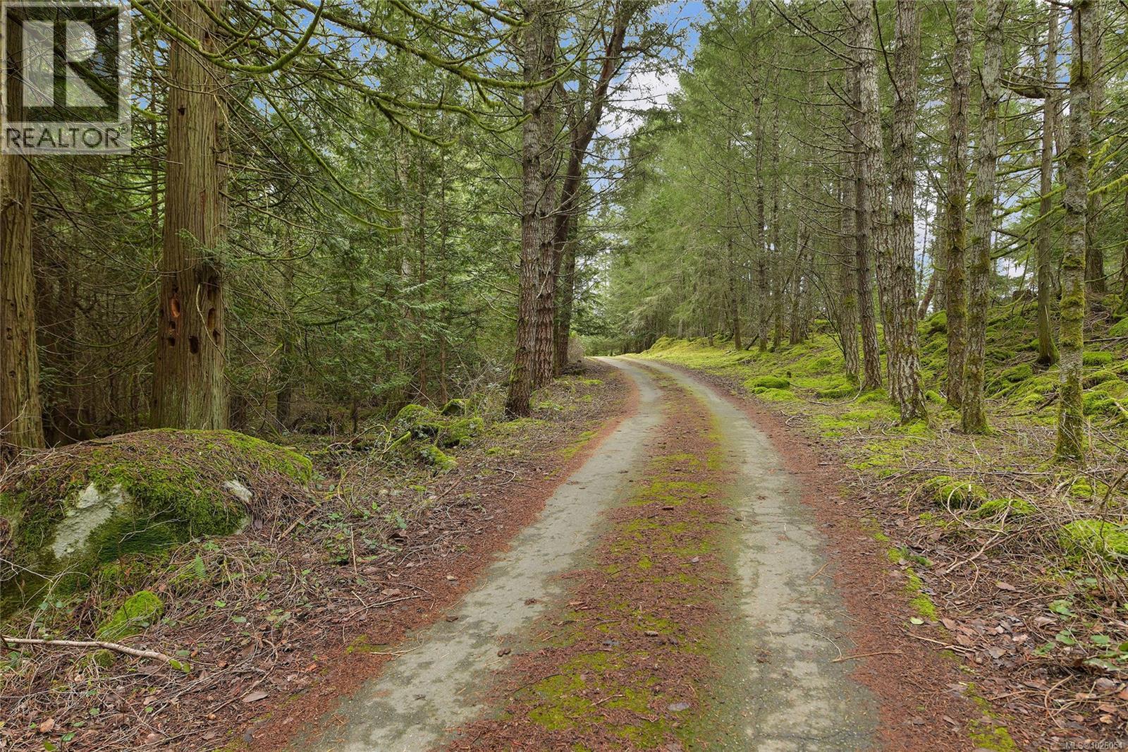  370 Campbell Bay Road, Mayne Island