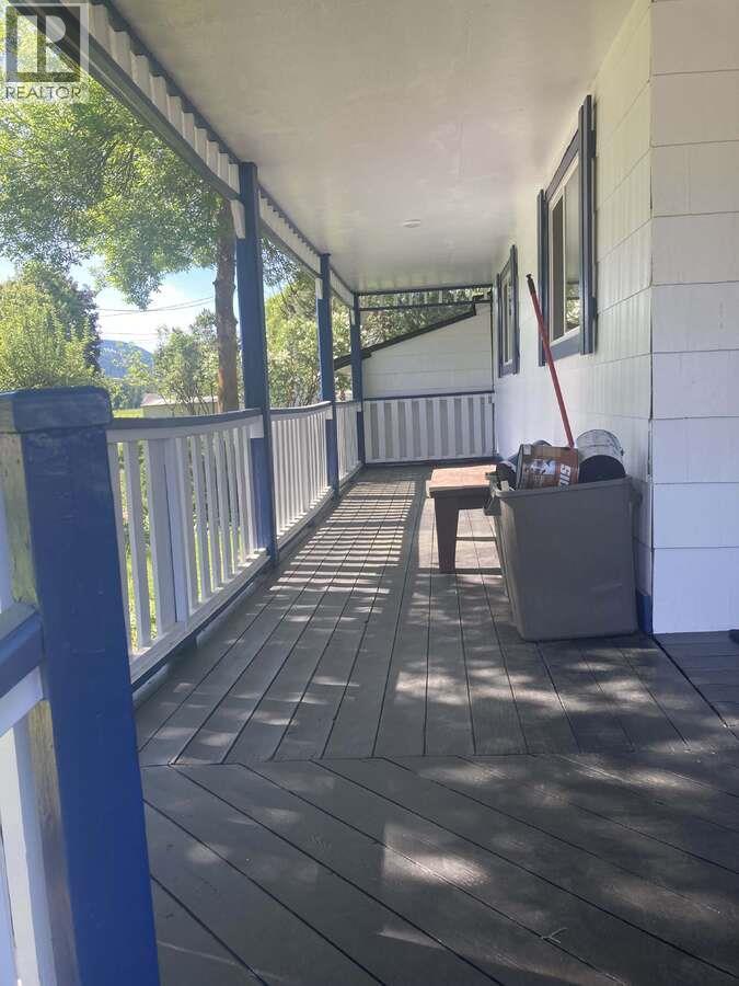 456 FOURTH Avenue, Midway