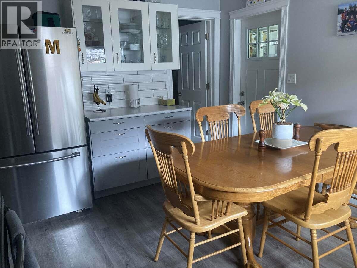 456 FOURTH Avenue, Midway