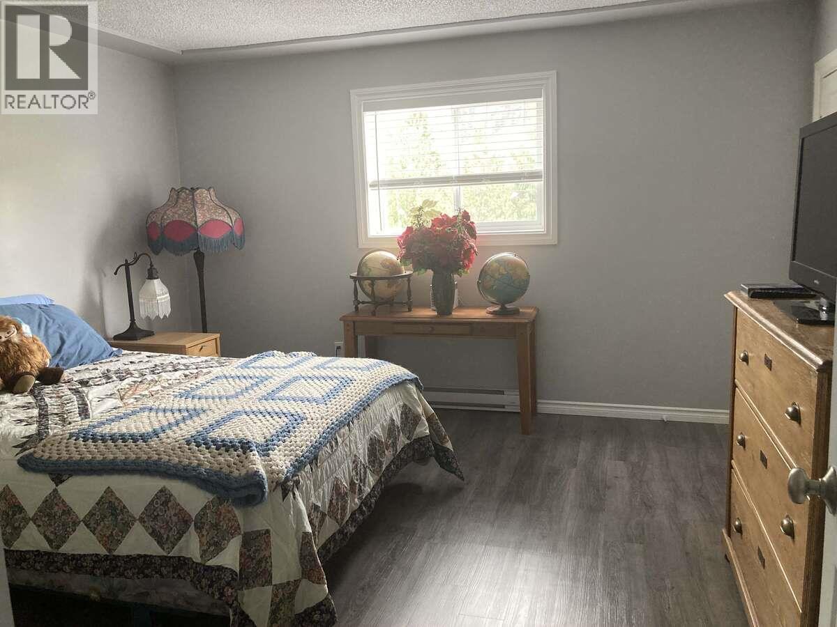 456 FOURTH Avenue, Midway