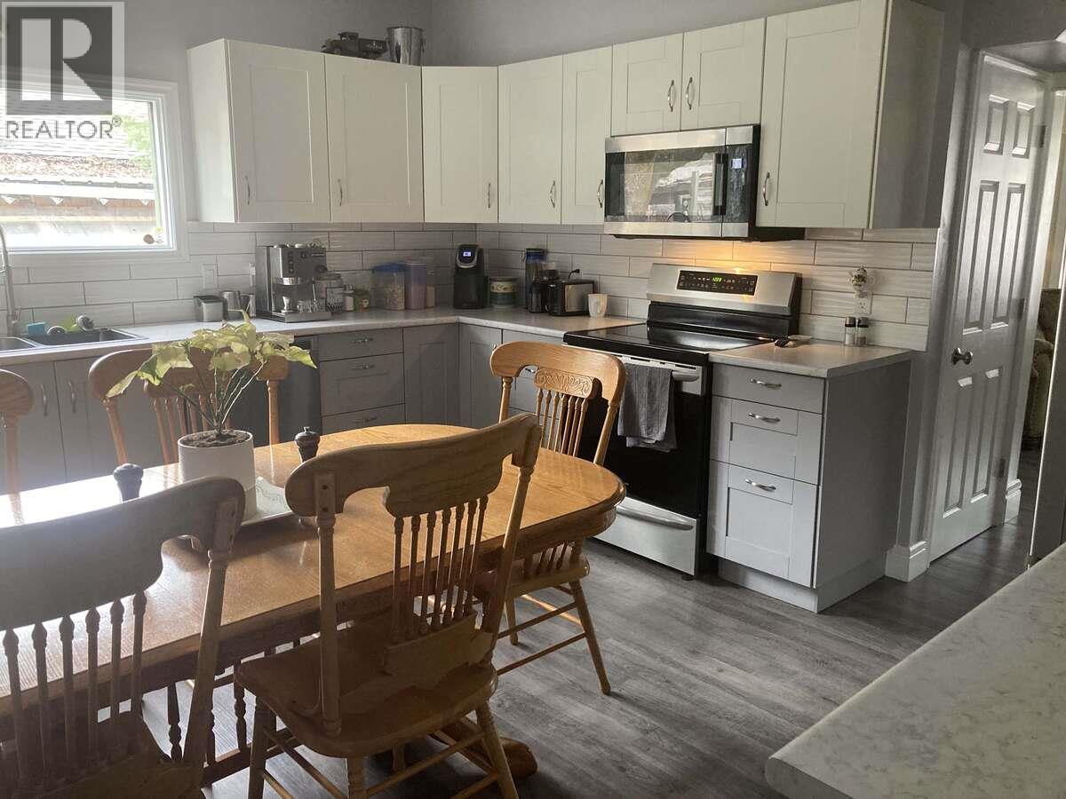 456 FOURTH Avenue - 4