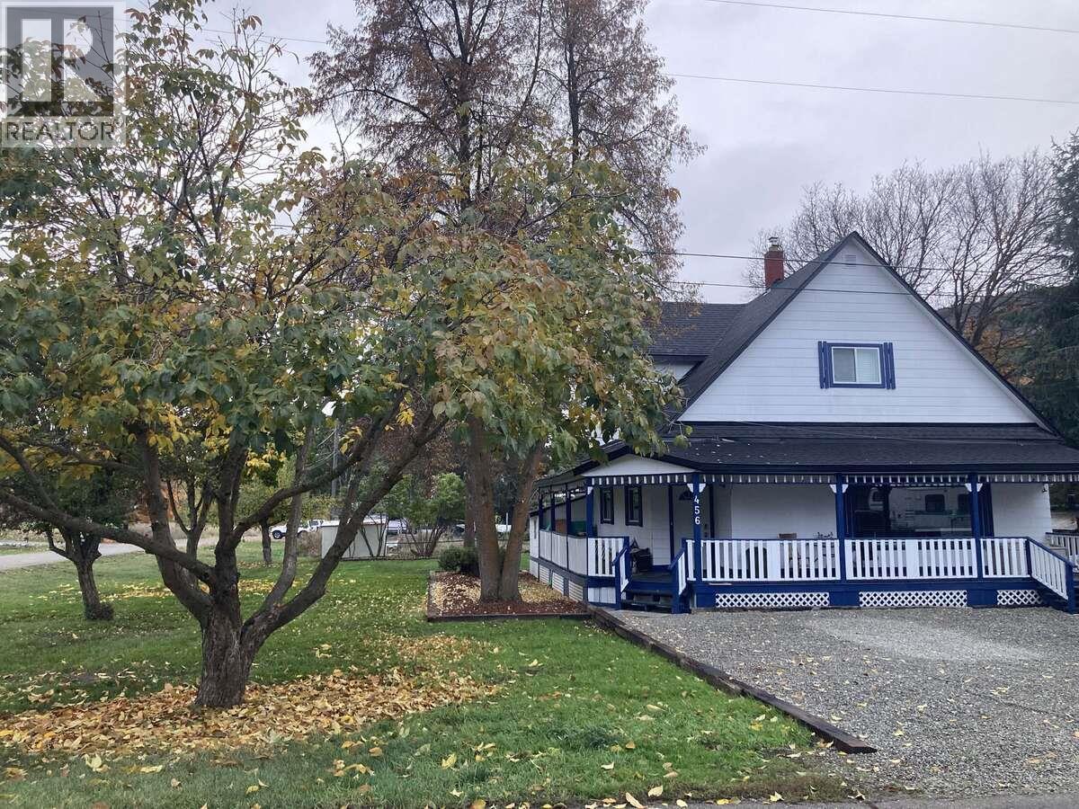 456 FOURTH Avenue, Midway