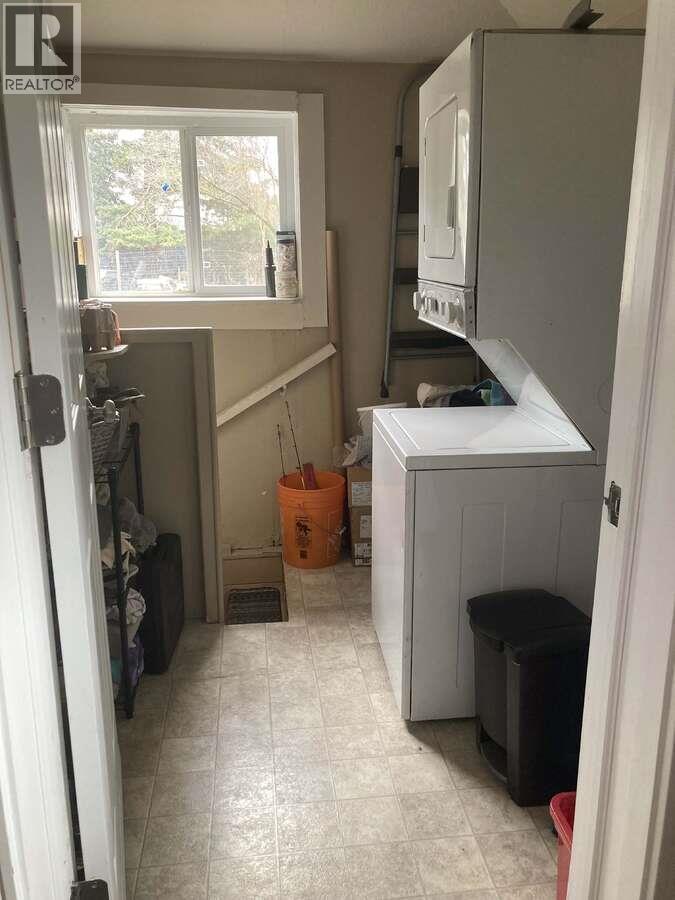 456 FOURTH Avenue - 22