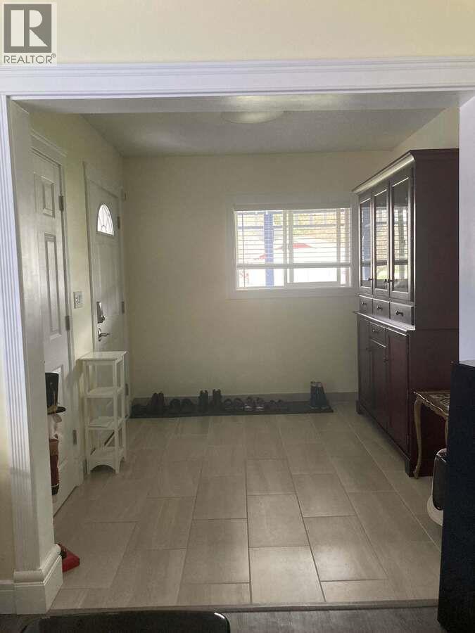 456 FOURTH Avenue, Midway